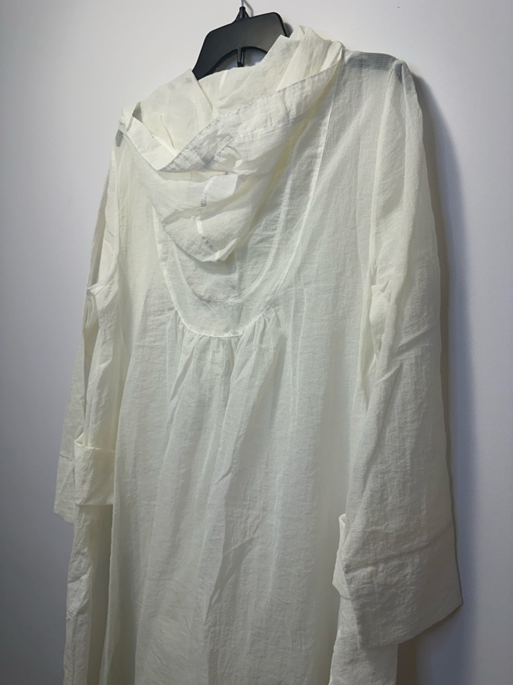 Lightweight White Hooded Button-Front Long Duster Sheet Jacket - Picture 9 of 11